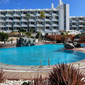 https://andylins-place-102-apartment.adeje-hotels.com
